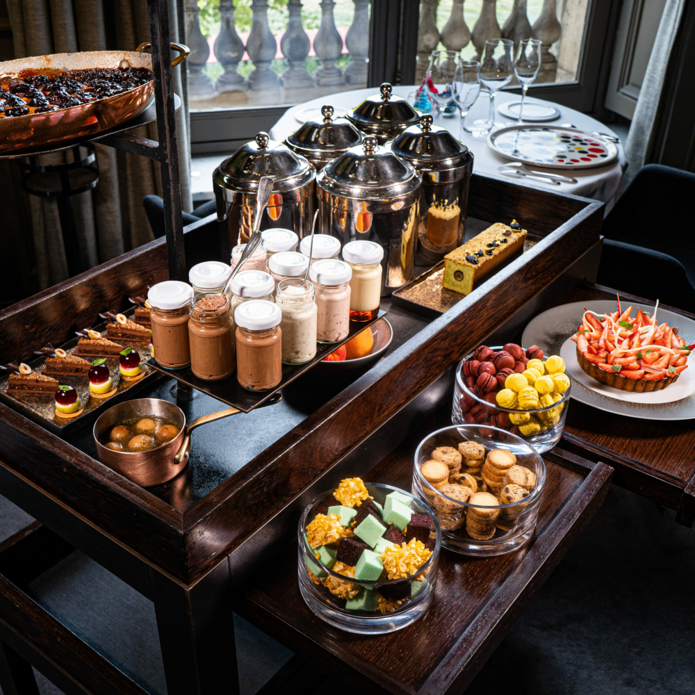 Trolley of ice creams, sorbets, dessert jars and traditional biscuits