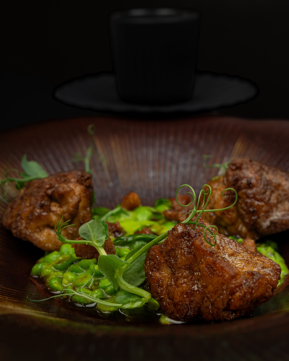 Ris de veau « rissolés-moelleux », petits pois à la française, pot de bouillon de veau 205 €