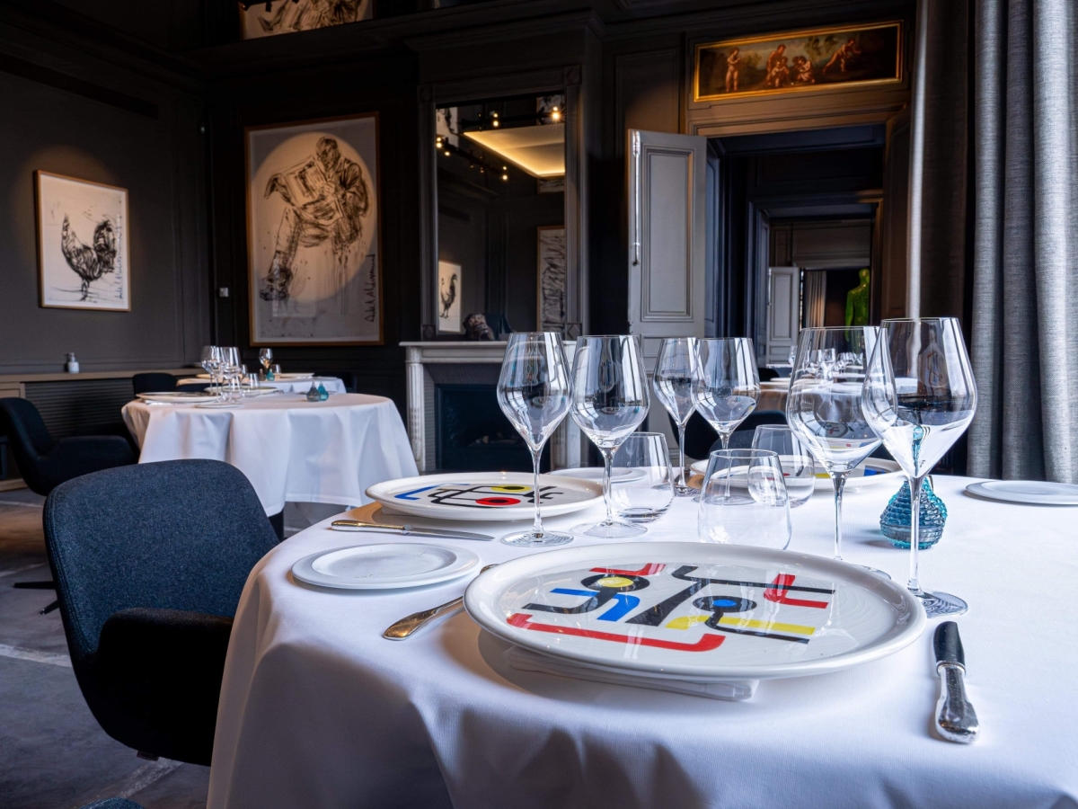 1763138989salon-vert-galant-1